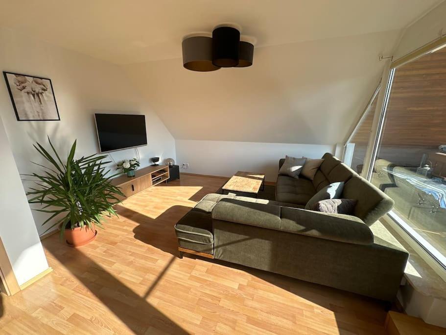 Sonniges & Ruhiges Apartment Mit Balkon Nahe Berlin Zeuthen Exterior foto
